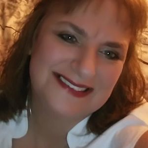 Meet your Posher, Diana